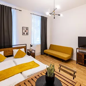 My City 1 Bedroom Apartamento