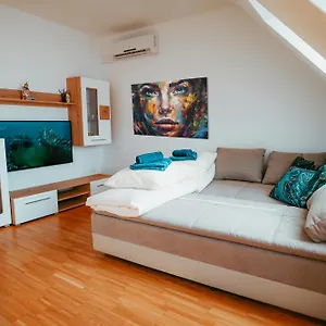  Apartment Deluxe