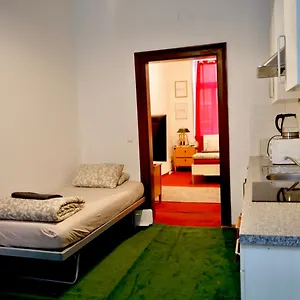 Volkstheater Apartment. Apartamento