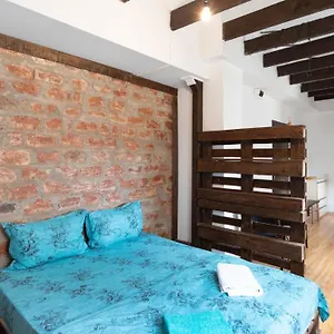 Nicole's Dorobanti , Bucarest Romania